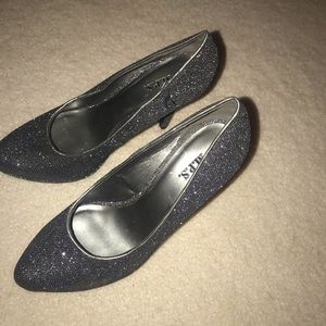 Sparkly high heels size 8